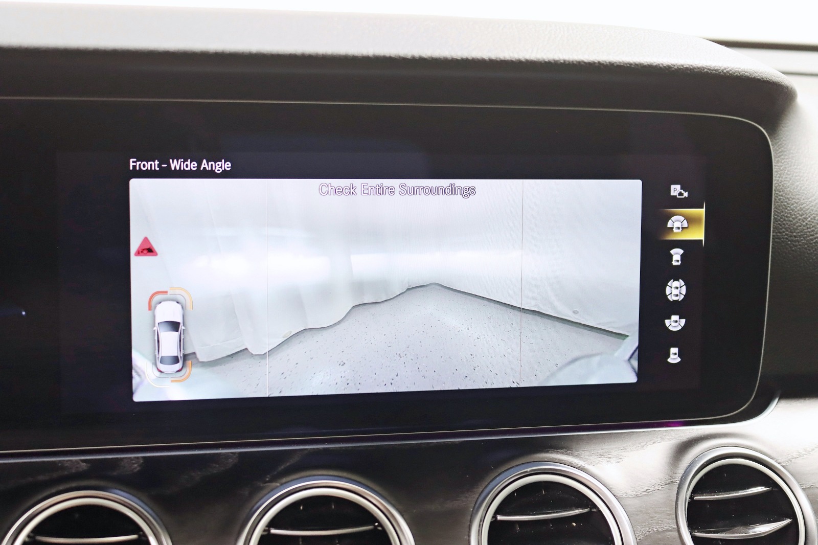 2021 MERCEDES-BENZ E-CLASS - Image 24