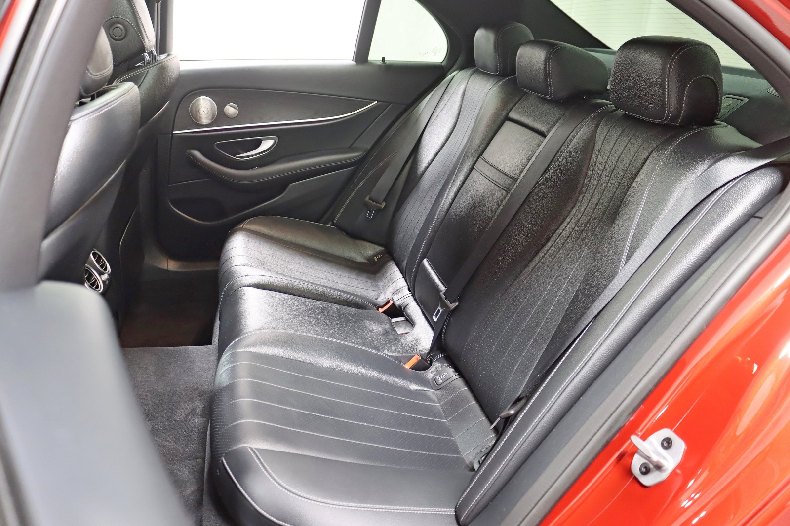 2021 MERCEDES-BENZ E-CLASS - Image 33