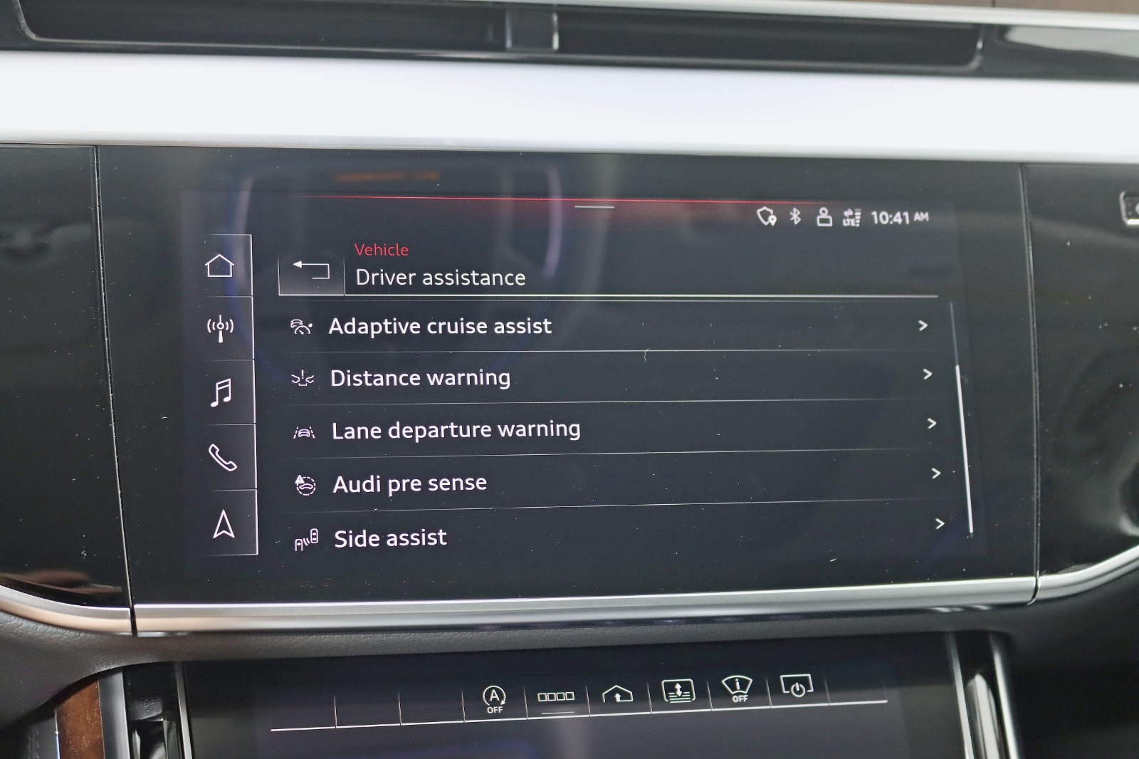 2021 AUDI A8 L - Image 26