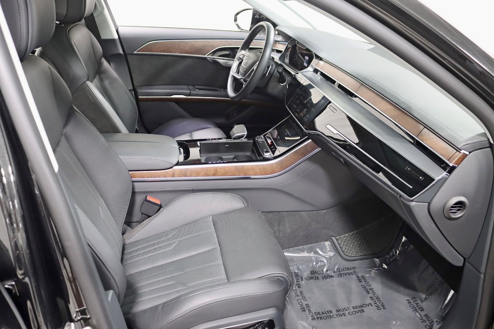 2021 AUDI A8 L - Image 37