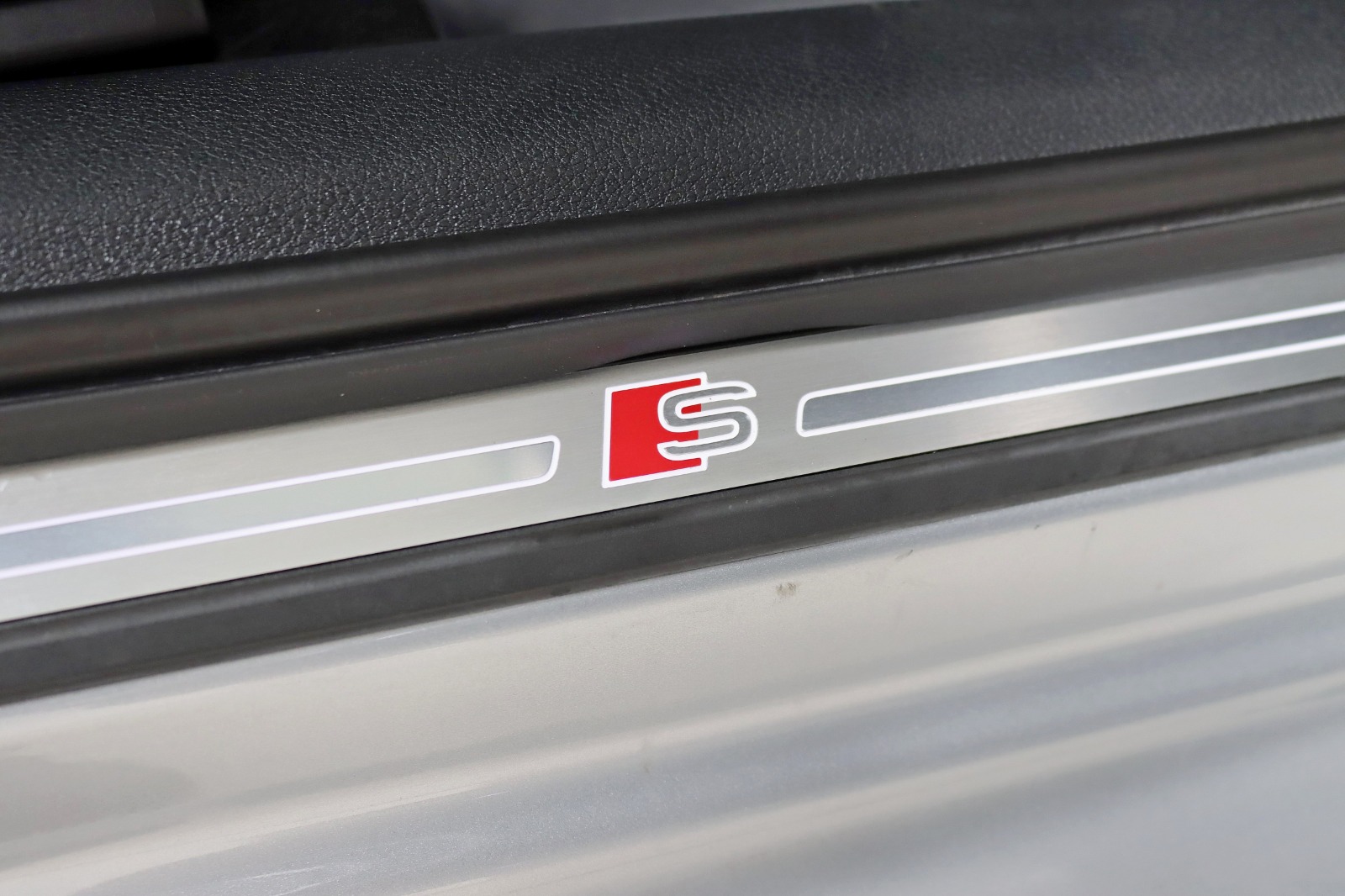 2018 AUDI A3 - Image 16