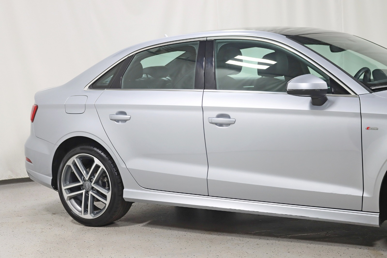 2018 AUDI A3 - Image 4