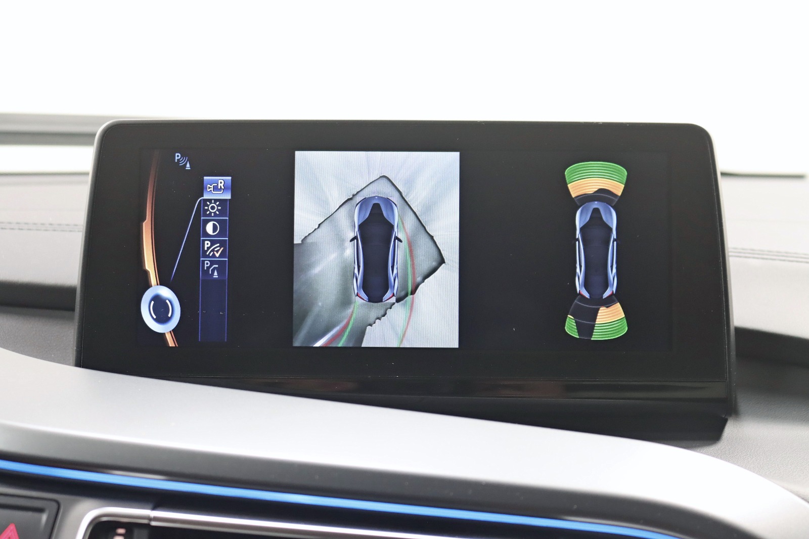 2016 BMW I8 - Image 22