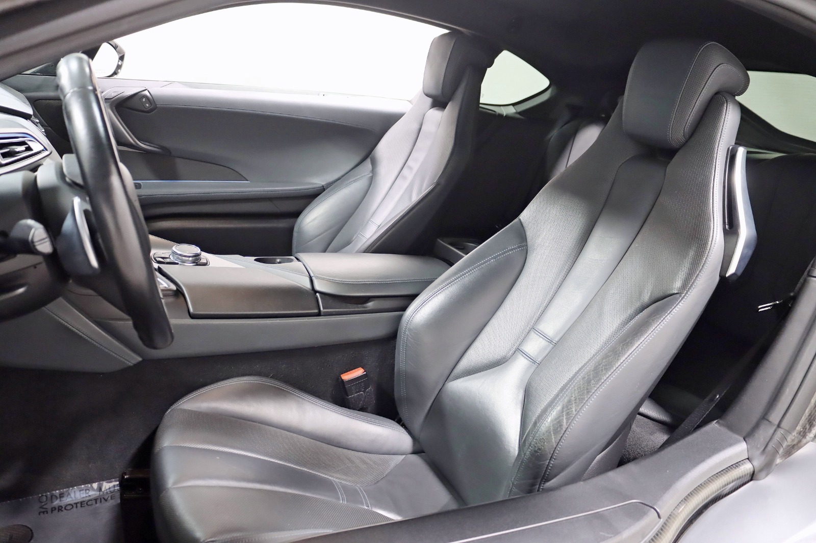 2016 BMW I8 - Image 30