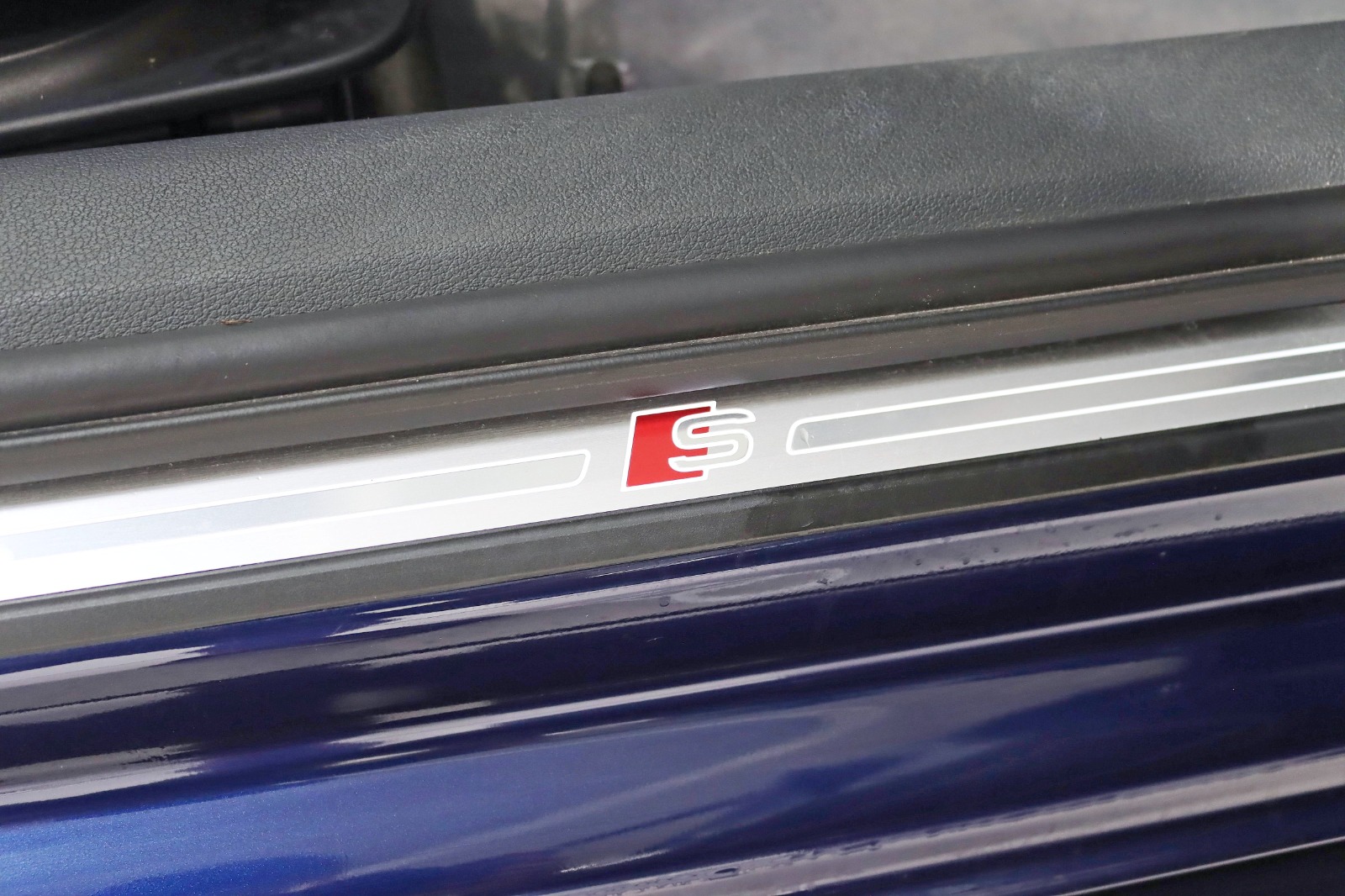 2019 AUDI A4 - Image 16