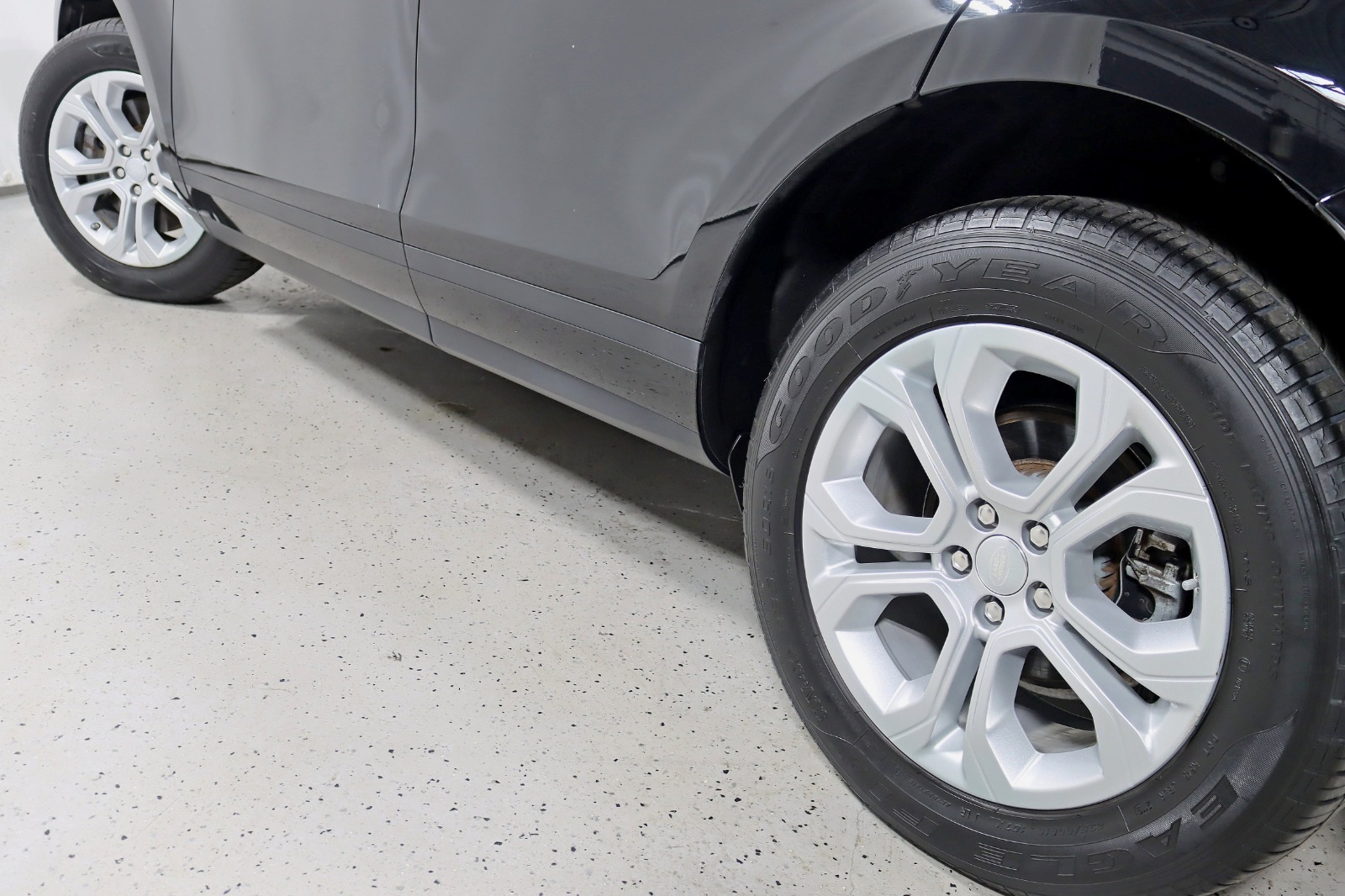 2020 LAND ROVER RANGE ROVER EVOQUE - Image 13