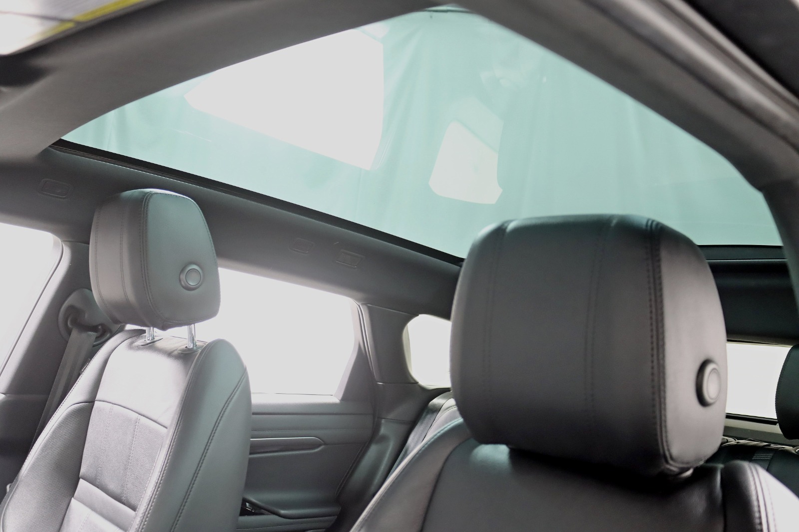 2020 LAND ROVER RANGE ROVER EVOQUE - Image 30