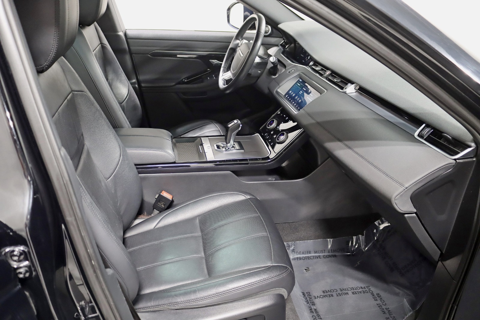 2020 LAND ROVER RANGE ROVER EVOQUE - Image 31