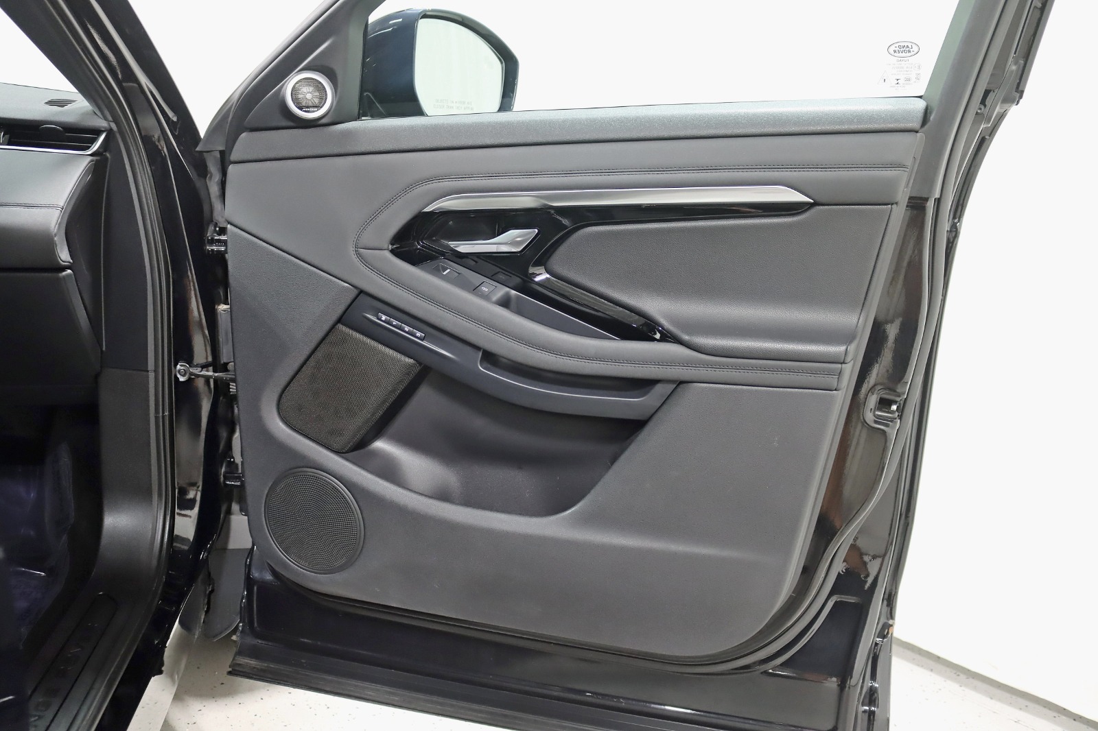 2020 LAND ROVER RANGE ROVER EVOQUE - Image 34