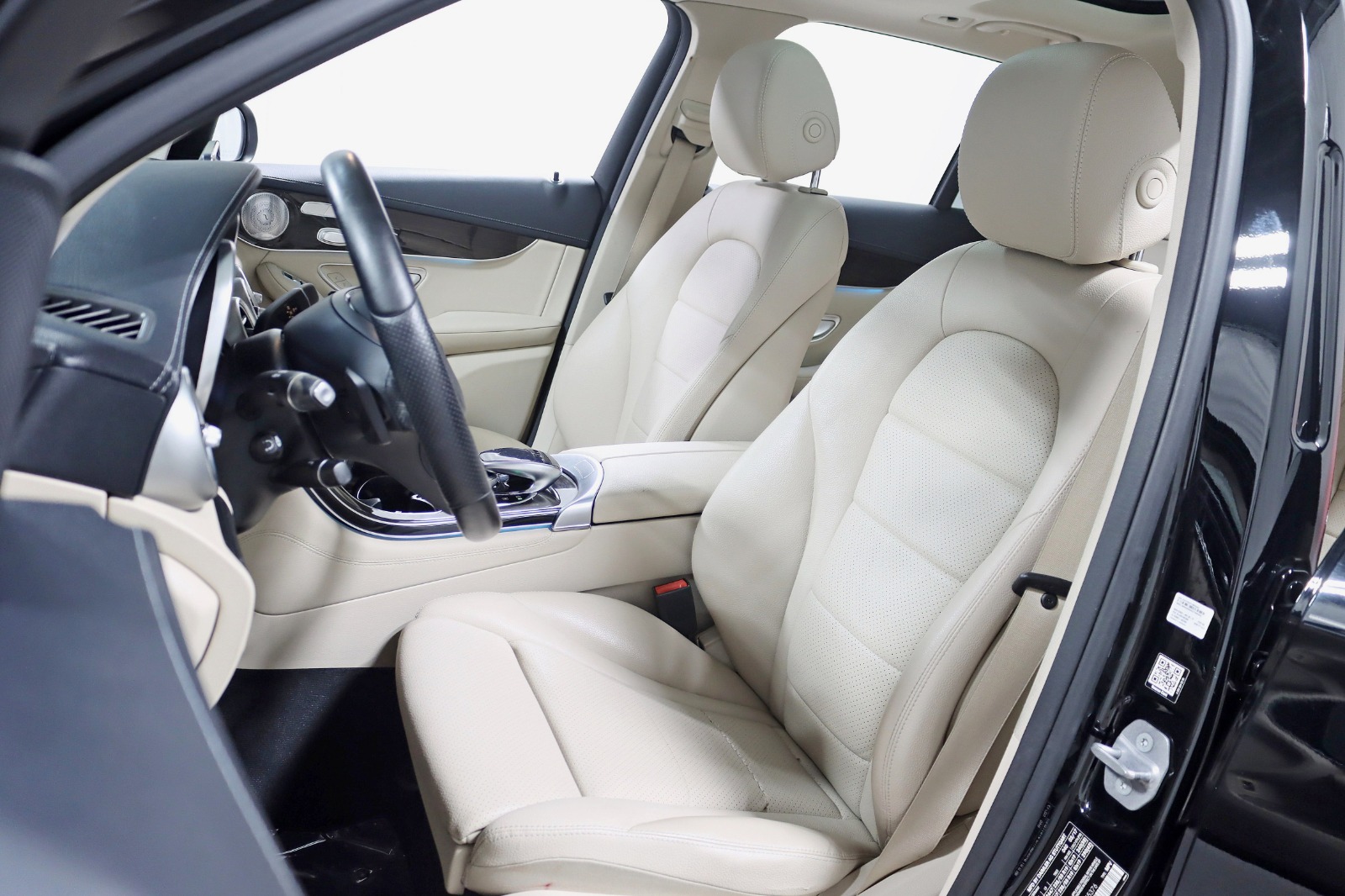 2017 MERCEDES-BENZ GLC-CLASS - Image 28