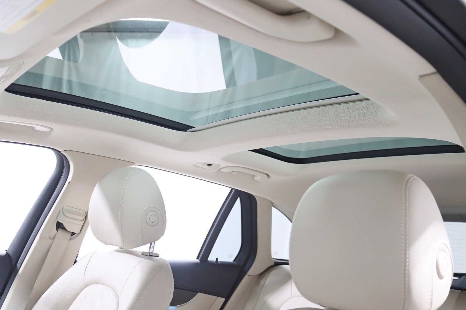 2017 MERCEDES-BENZ GLC-CLASS - Image 32