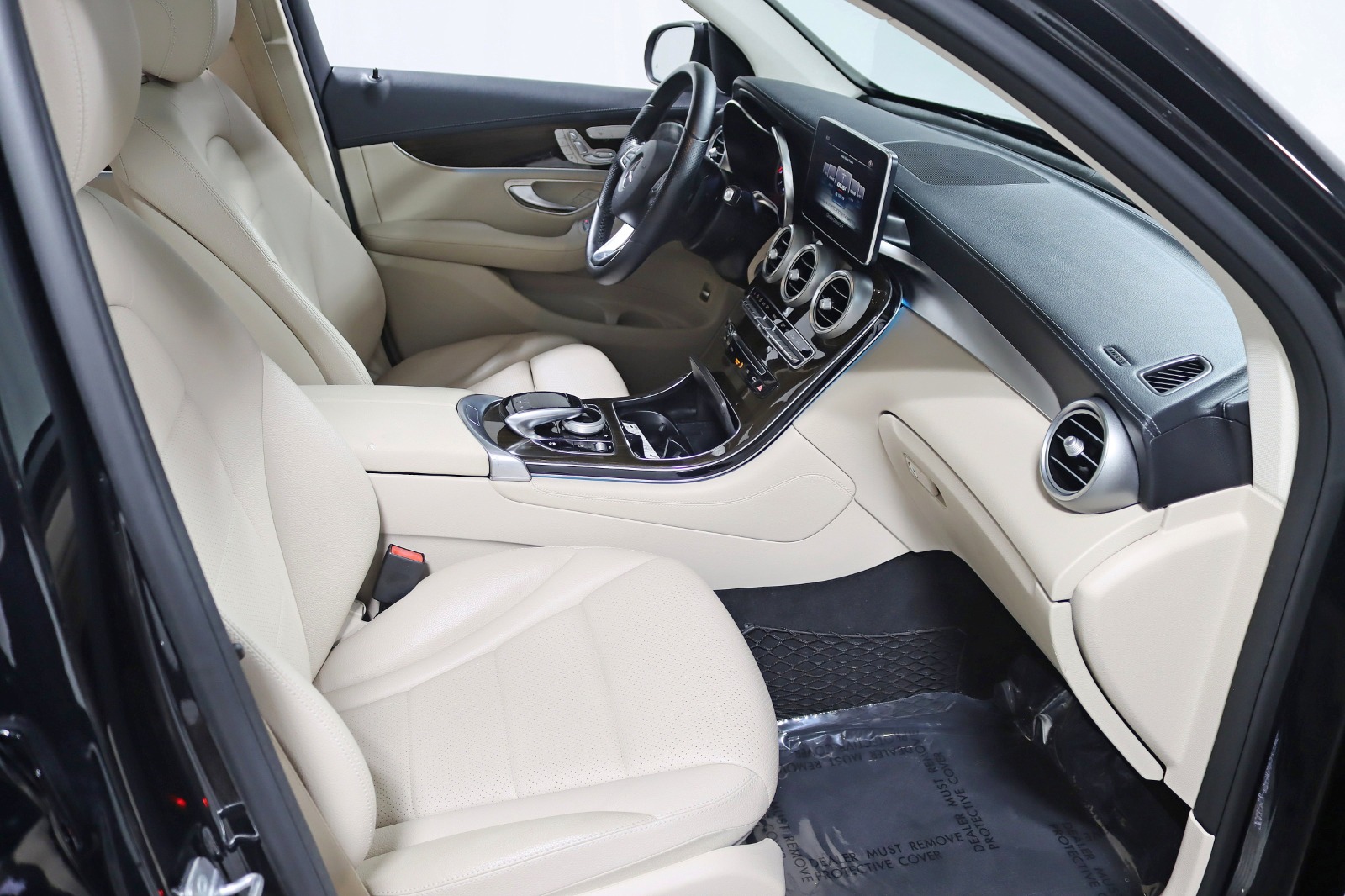 2017 MERCEDES-BENZ GLC-CLASS - Image 33