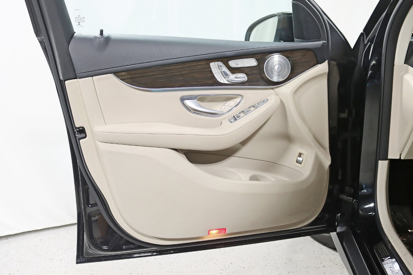 2017 MERCEDES-BENZ GLC-CLASS - Image 34