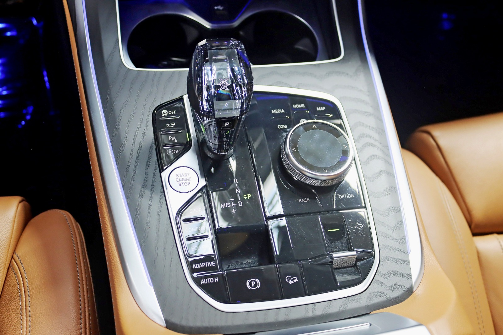 2022 BMW X7 - Image 30