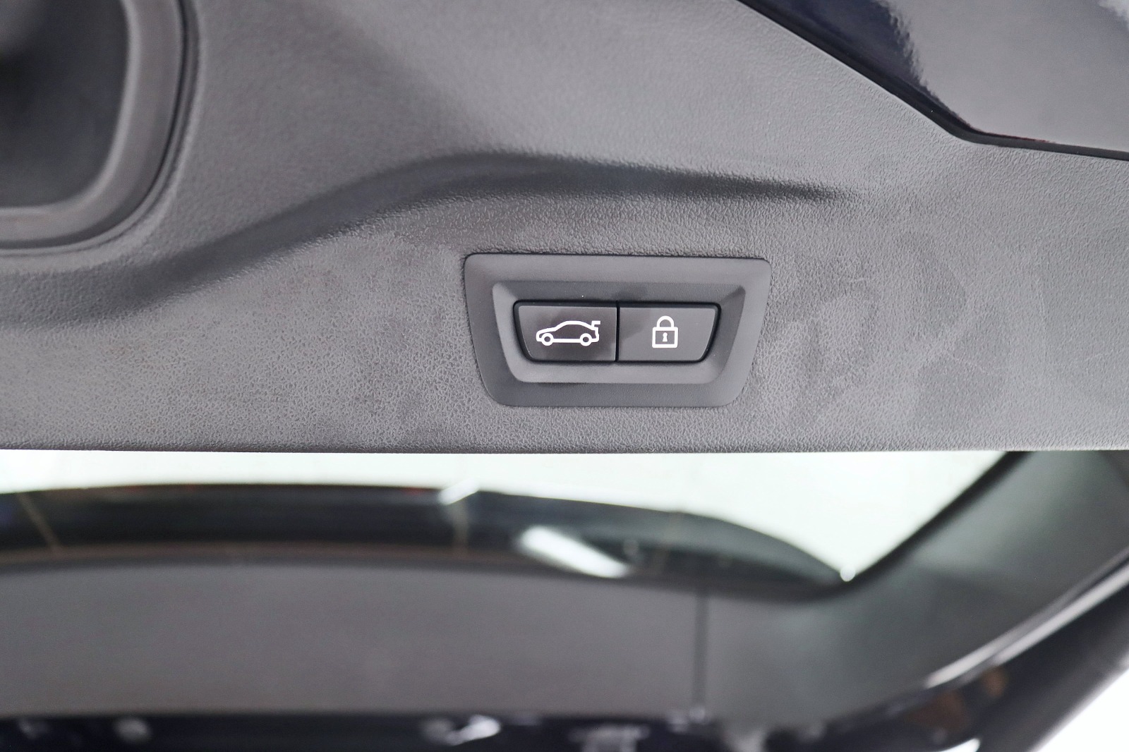 2022 BMW X7 - Image 48