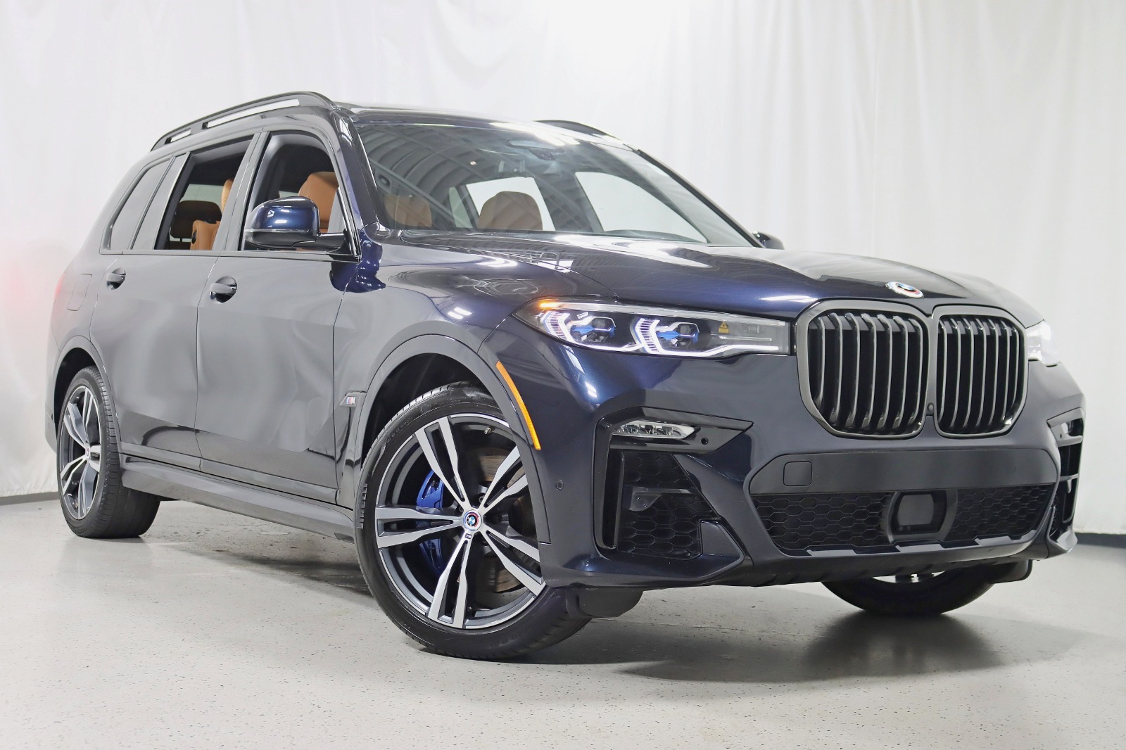 2022 BMW X7 - Image 8
