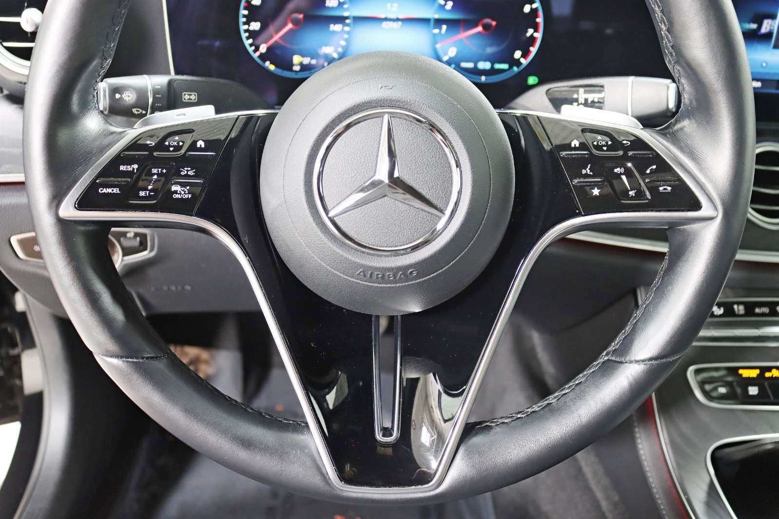 2022 MERCEDES-BENZ E-CLASS - Image 16