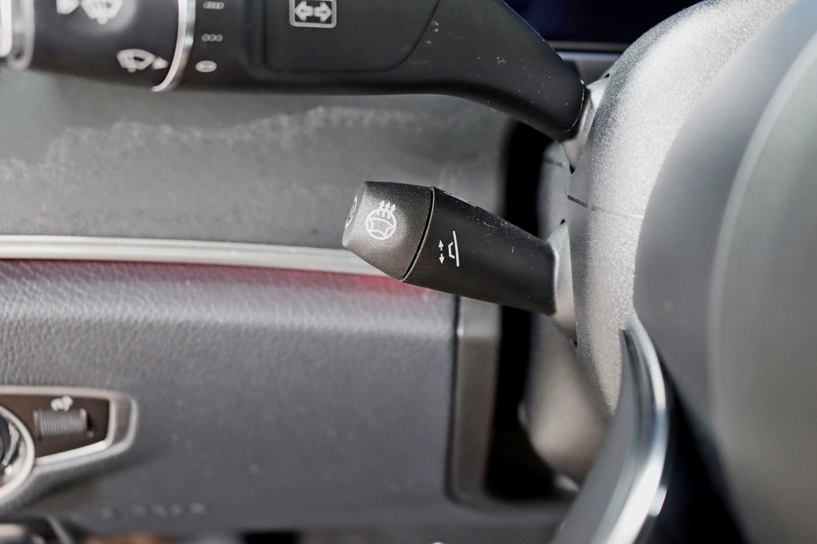 2022 MERCEDES-BENZ E-CLASS - Image 17