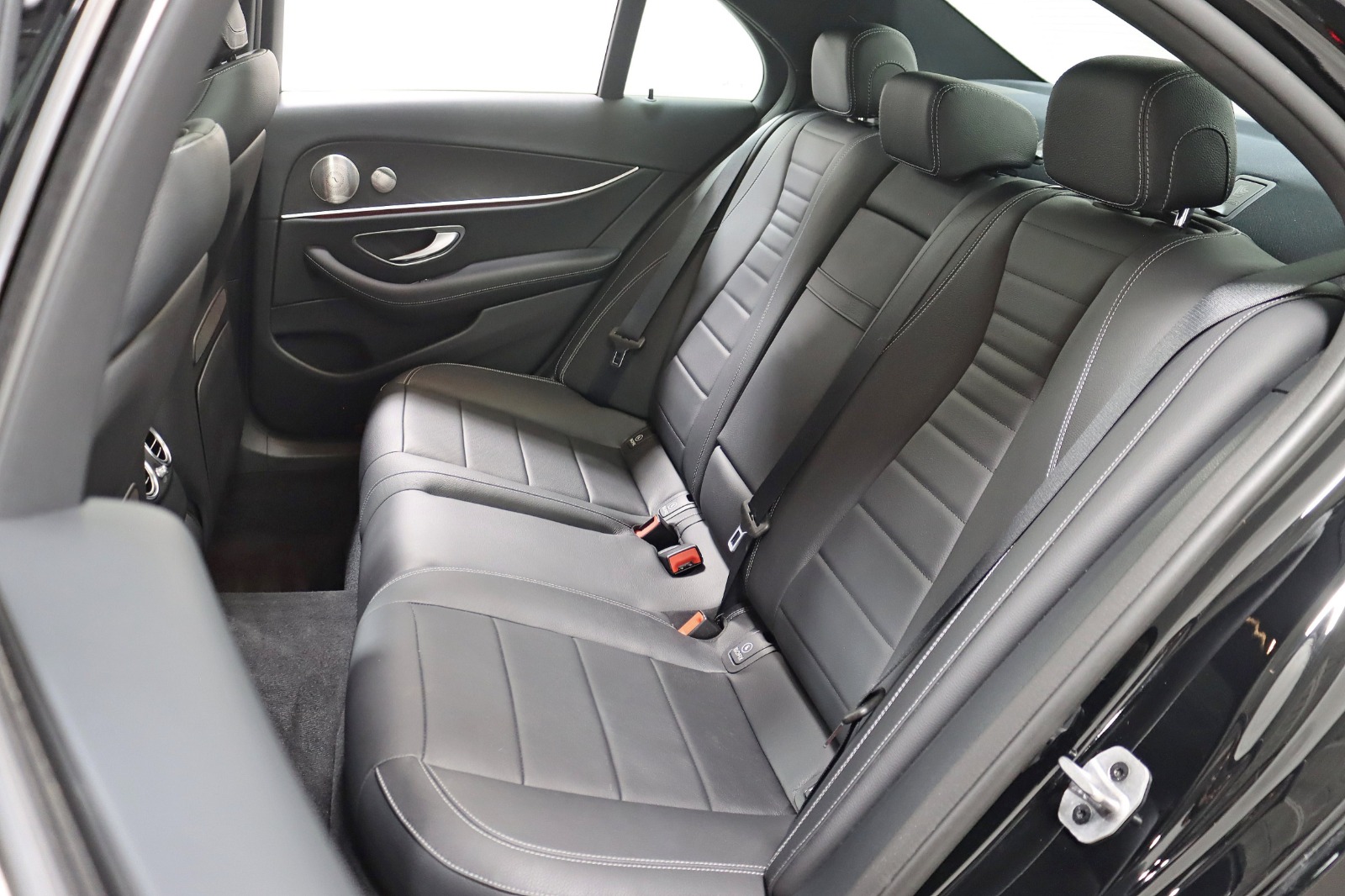 2022 MERCEDES-BENZ E-CLASS - Image 34