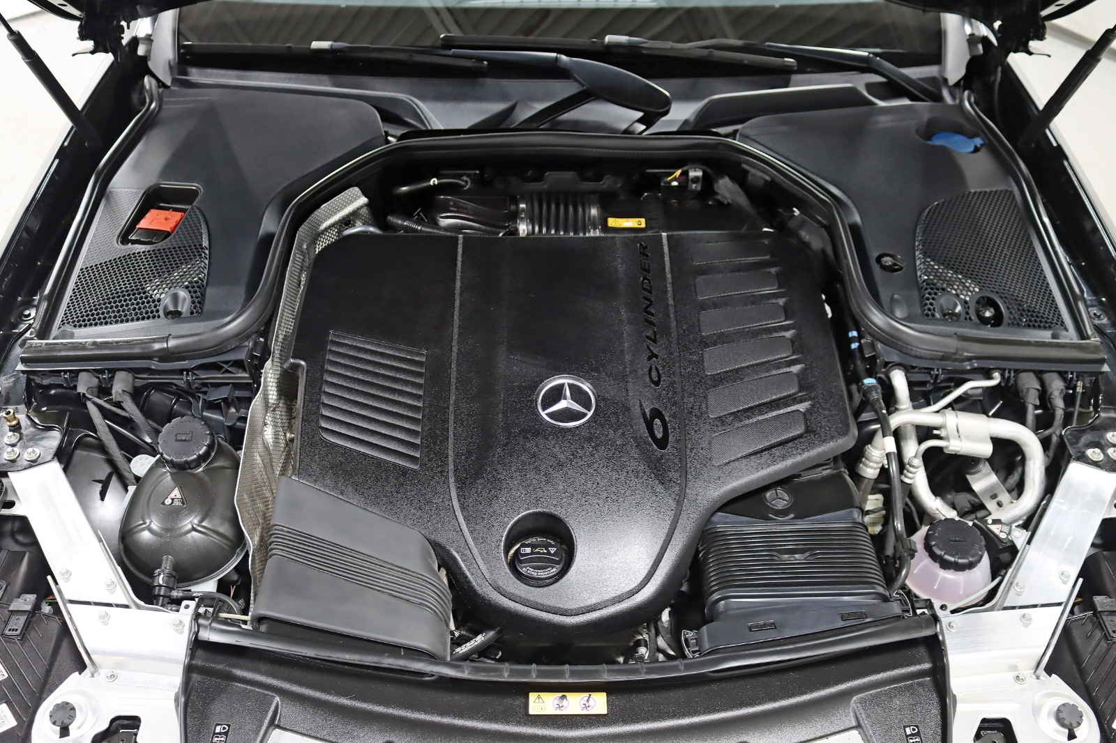 2022 MERCEDES-BENZ E-CLASS - Image 45