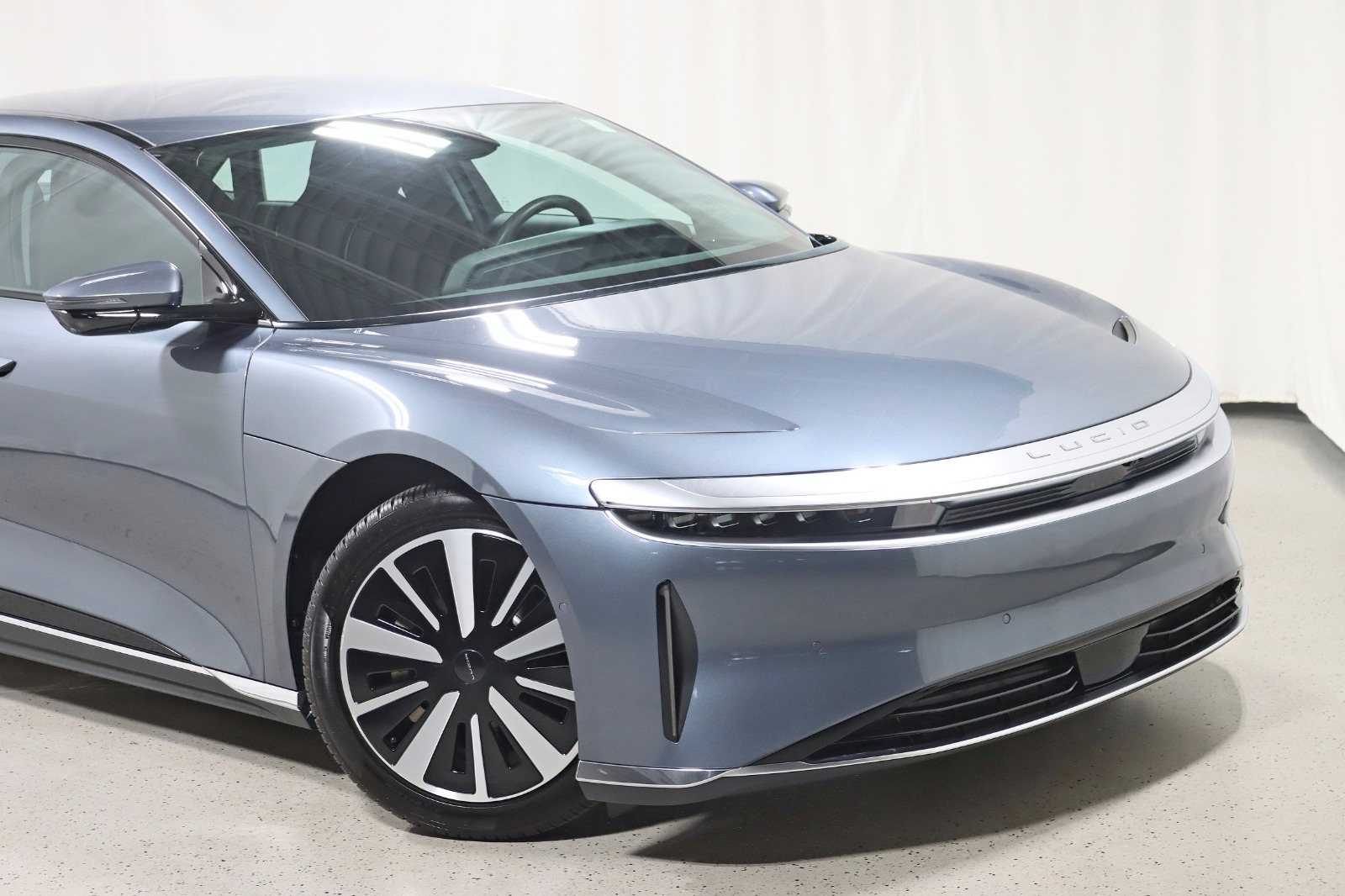 2025 LUCID AIR - Image 3