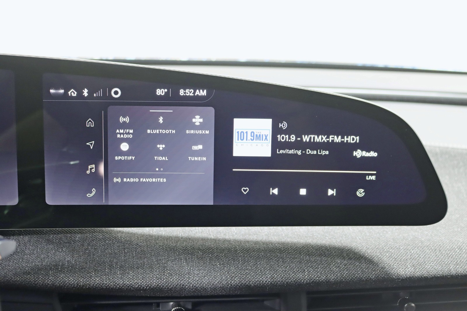 2025 LUCID AIR - Image 23