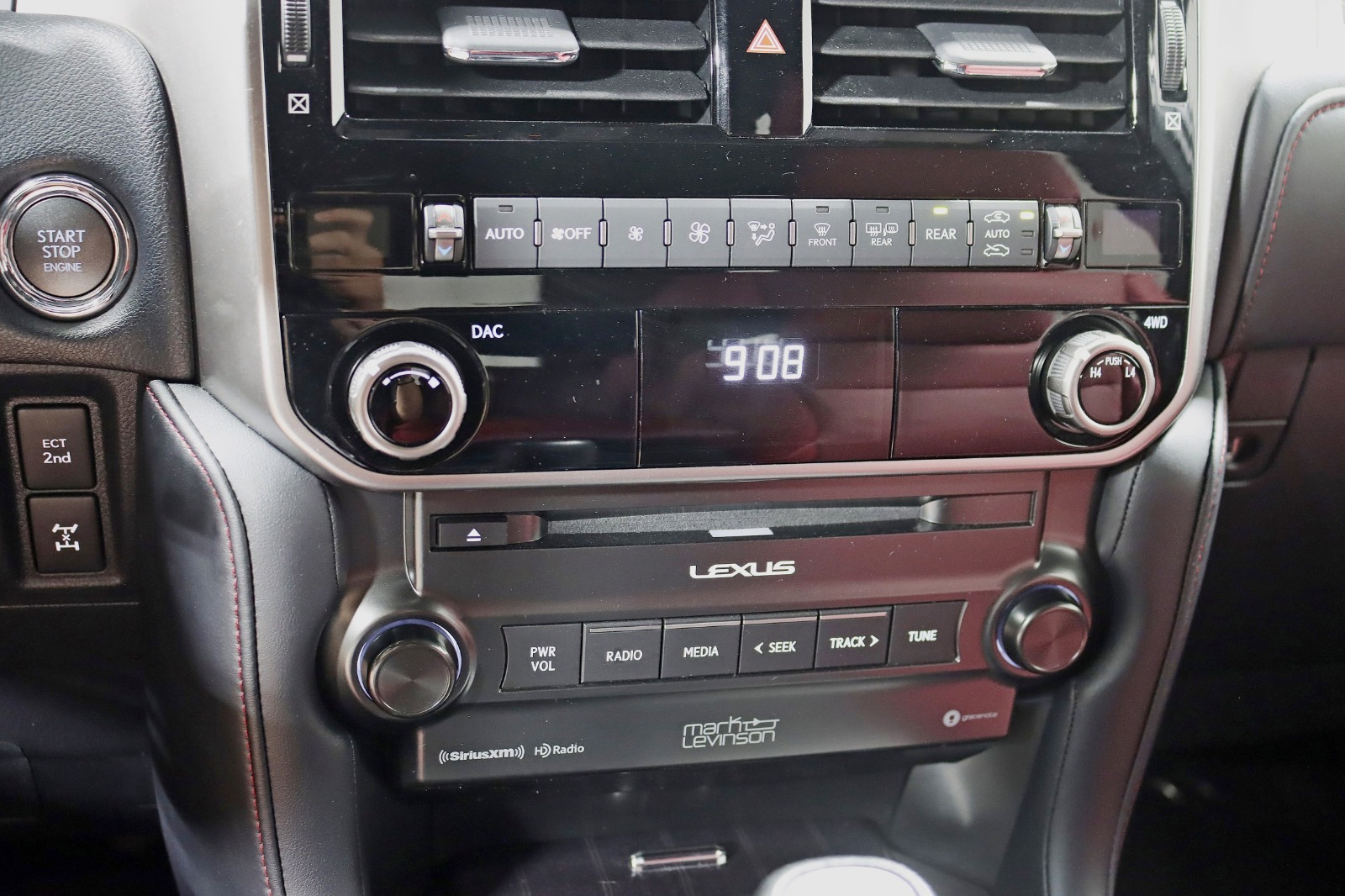 2022 LEXUS GX - Image 22