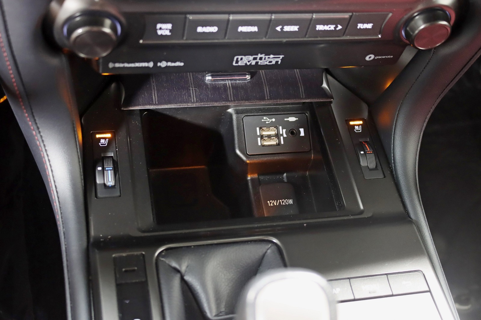 2022 LEXUS GX - Image 23