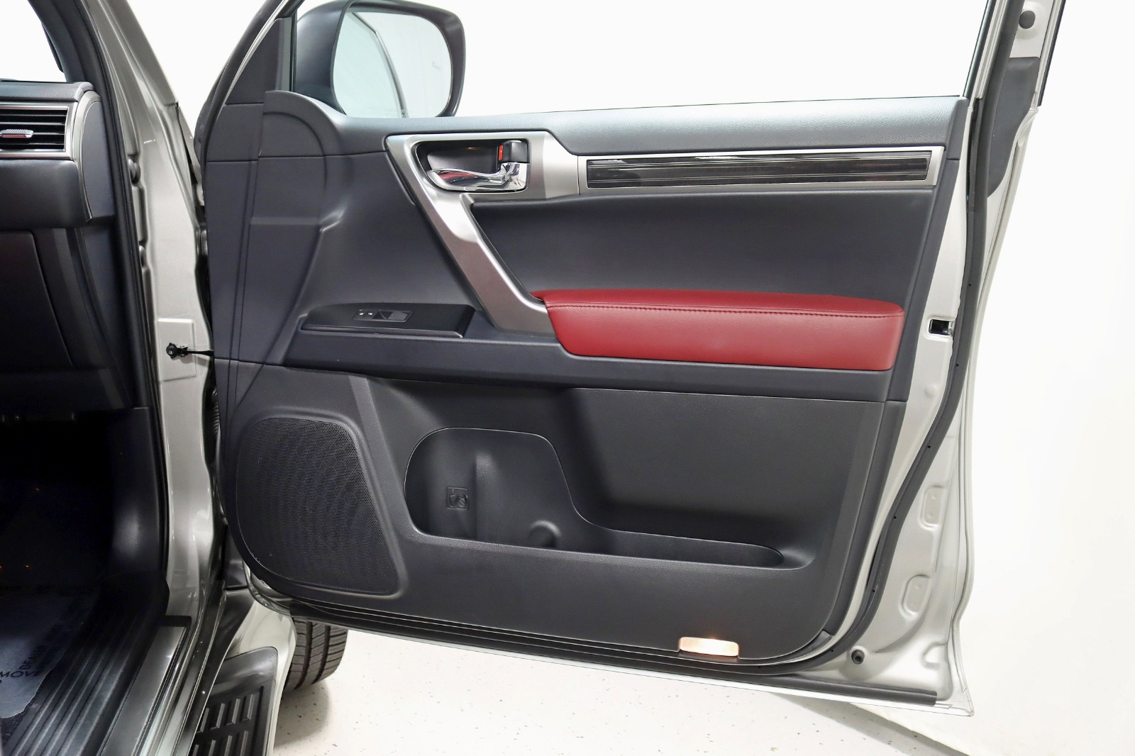 2022 LEXUS GX - Image 34