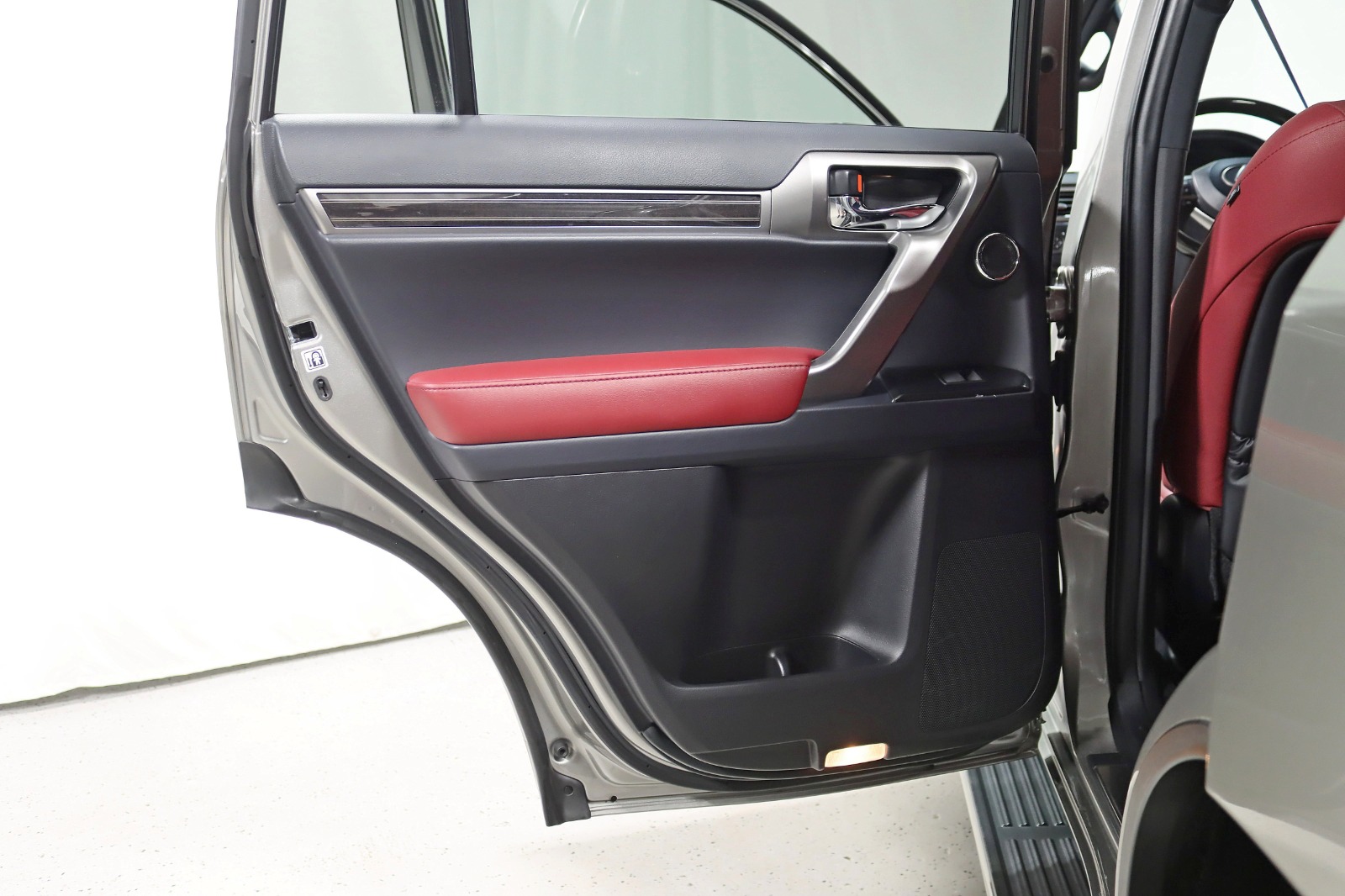 2022 LEXUS GX - Image 35