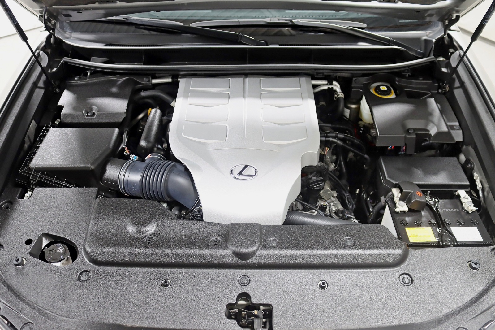 2022 LEXUS GX - Image 39