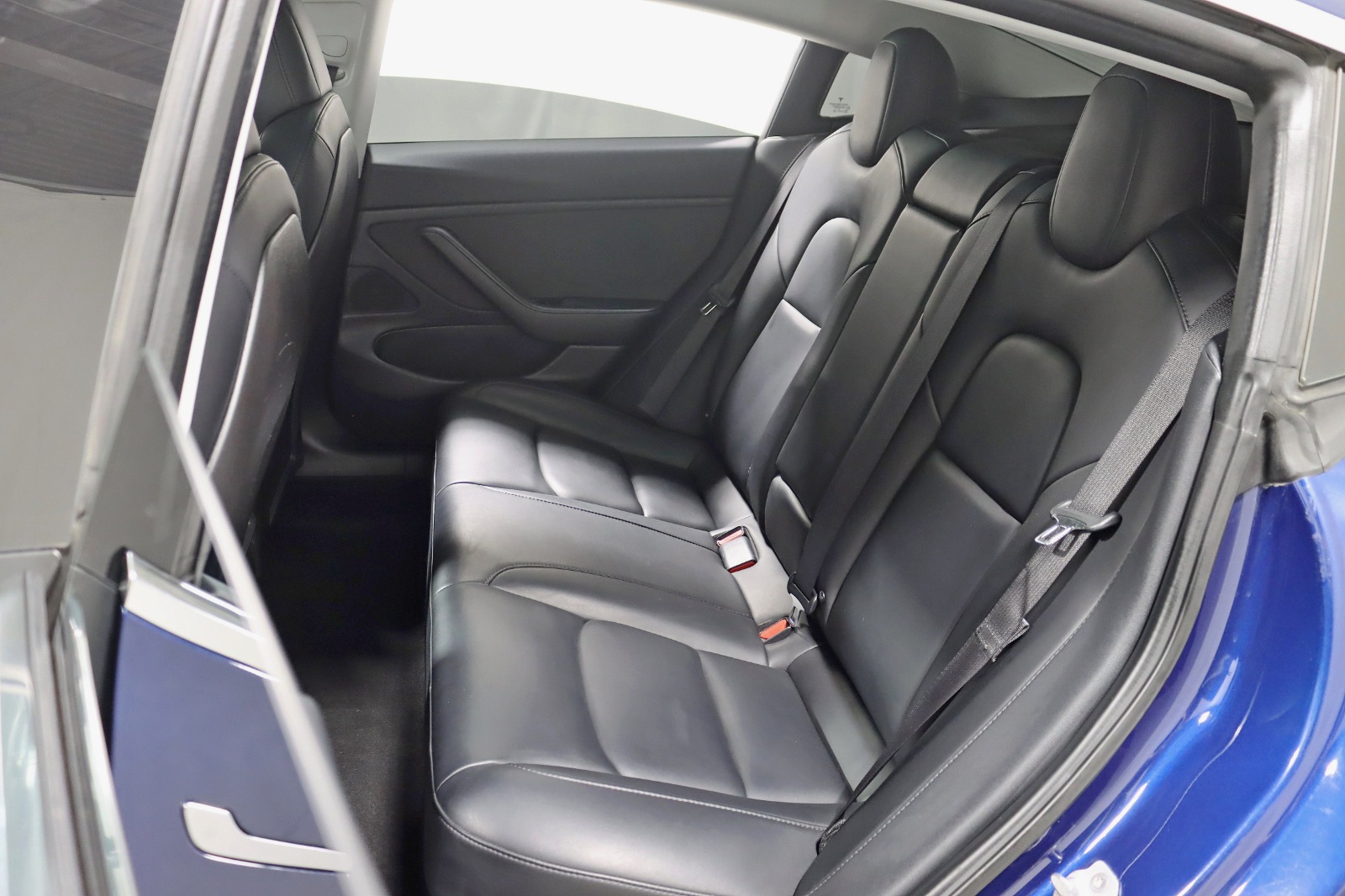 2018 TESLA MODEL 3 - Image 29