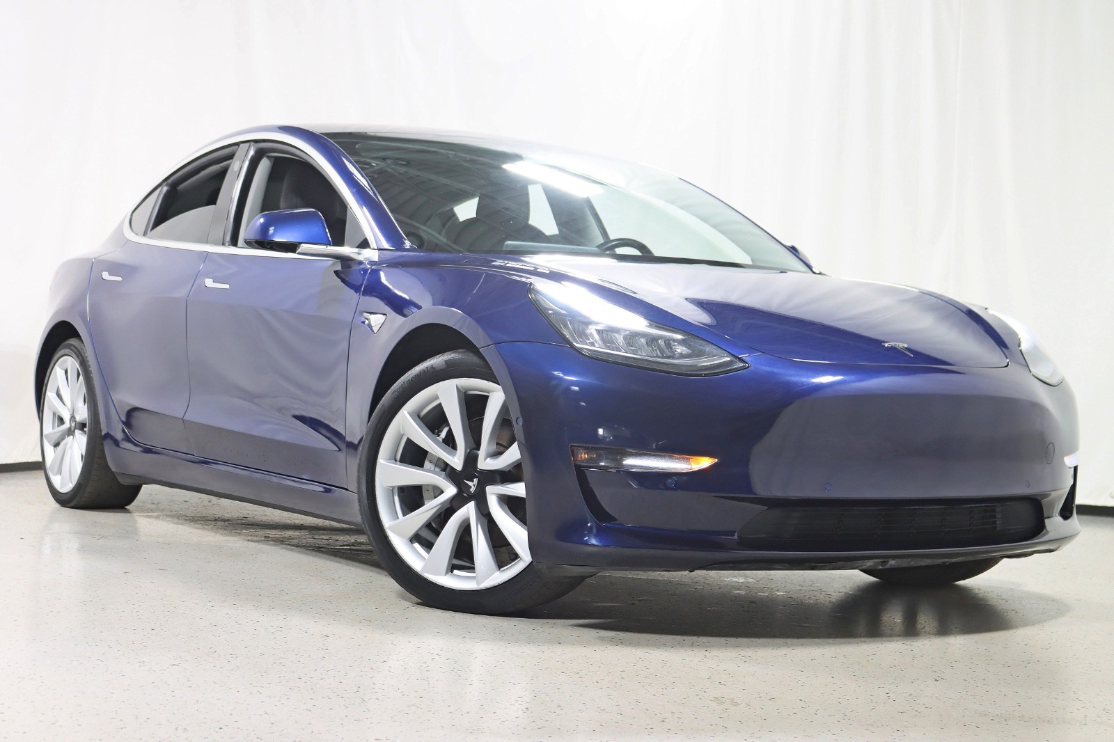 2018 TESLA MODEL 3 - Image 8