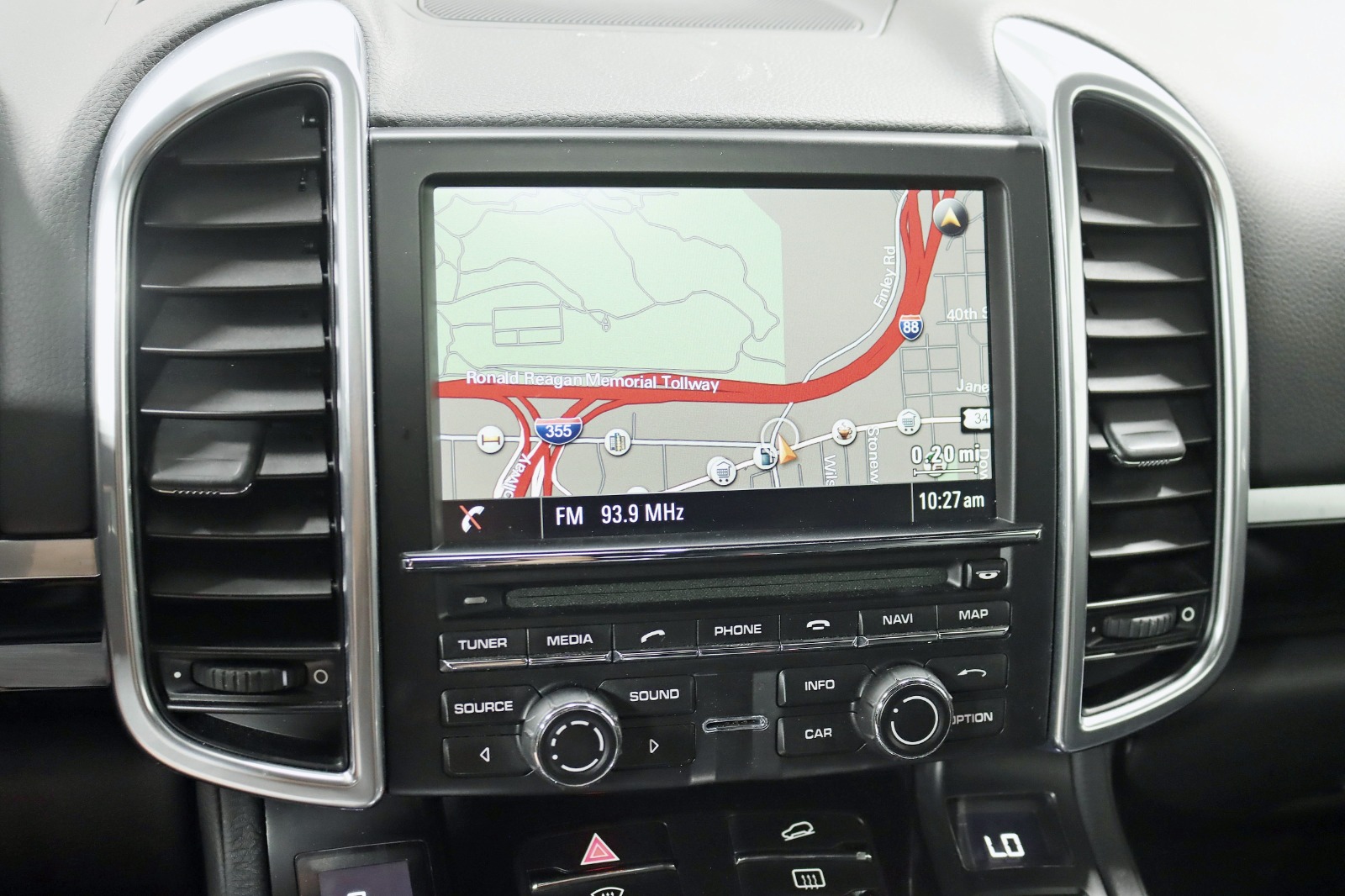 2014 PORSCHE CAYENNE - Image 18