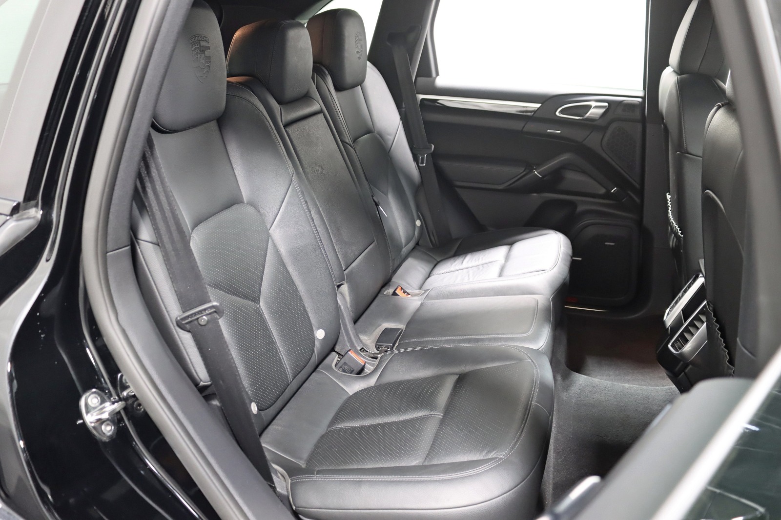 2014 PORSCHE CAYENNE - Image 28