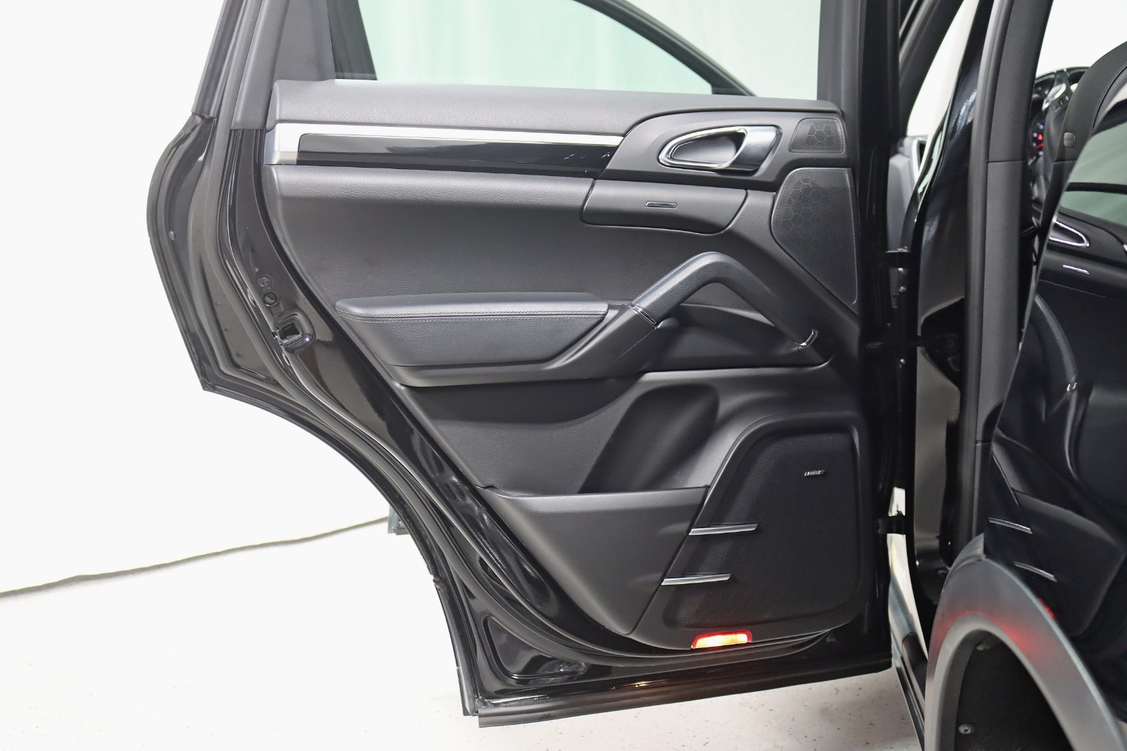 2014 PORSCHE CAYENNE - Image 34