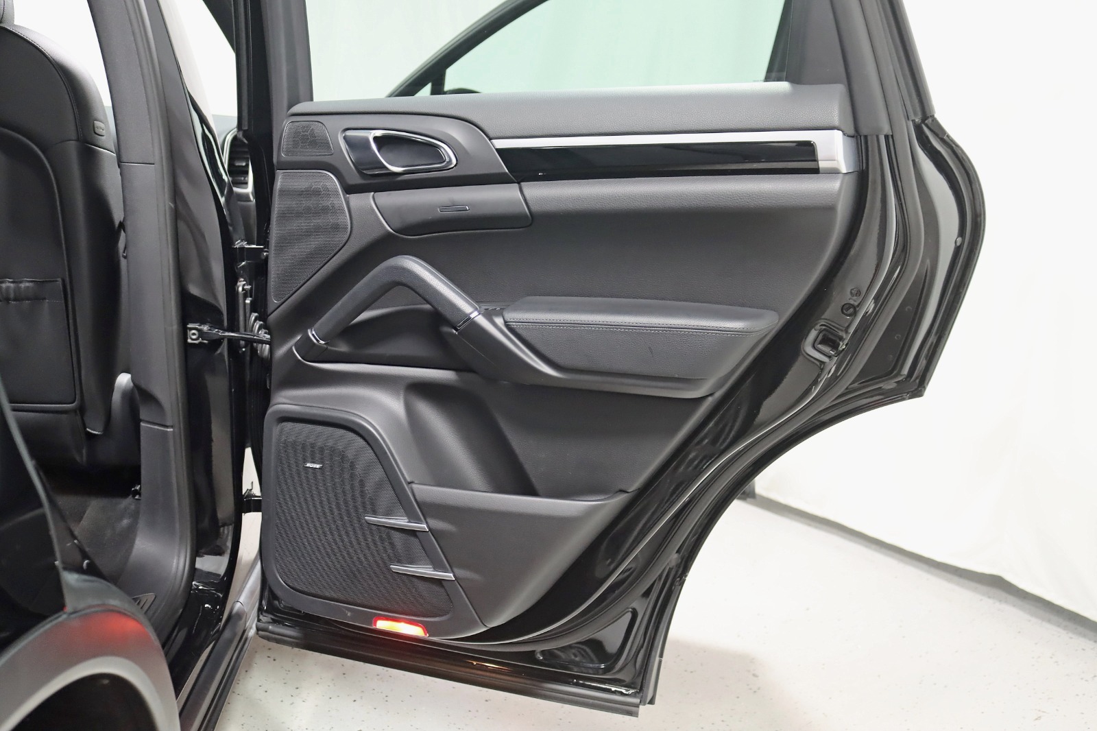 2014 PORSCHE CAYENNE - Image 35