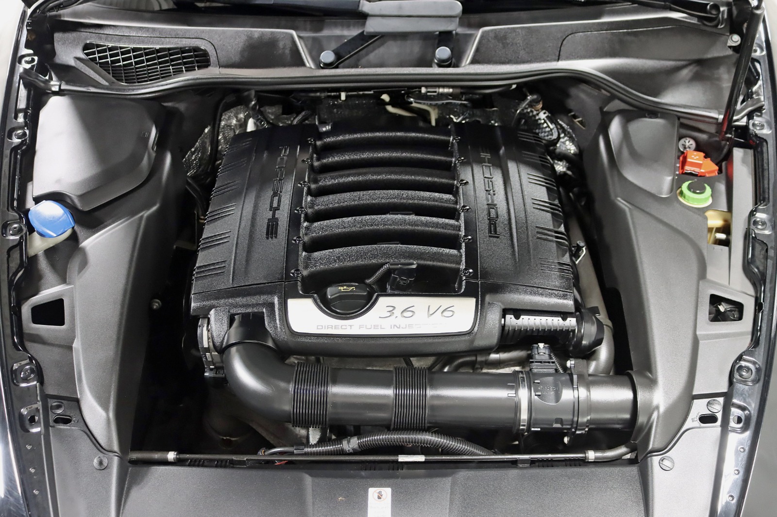 2014 PORSCHE CAYENNE - Image 38