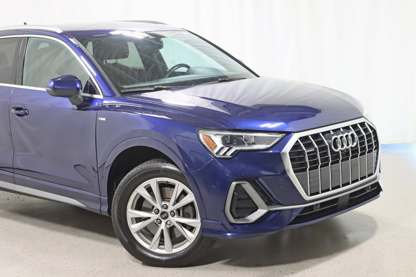 2024 AUDI Q3 - Image 3