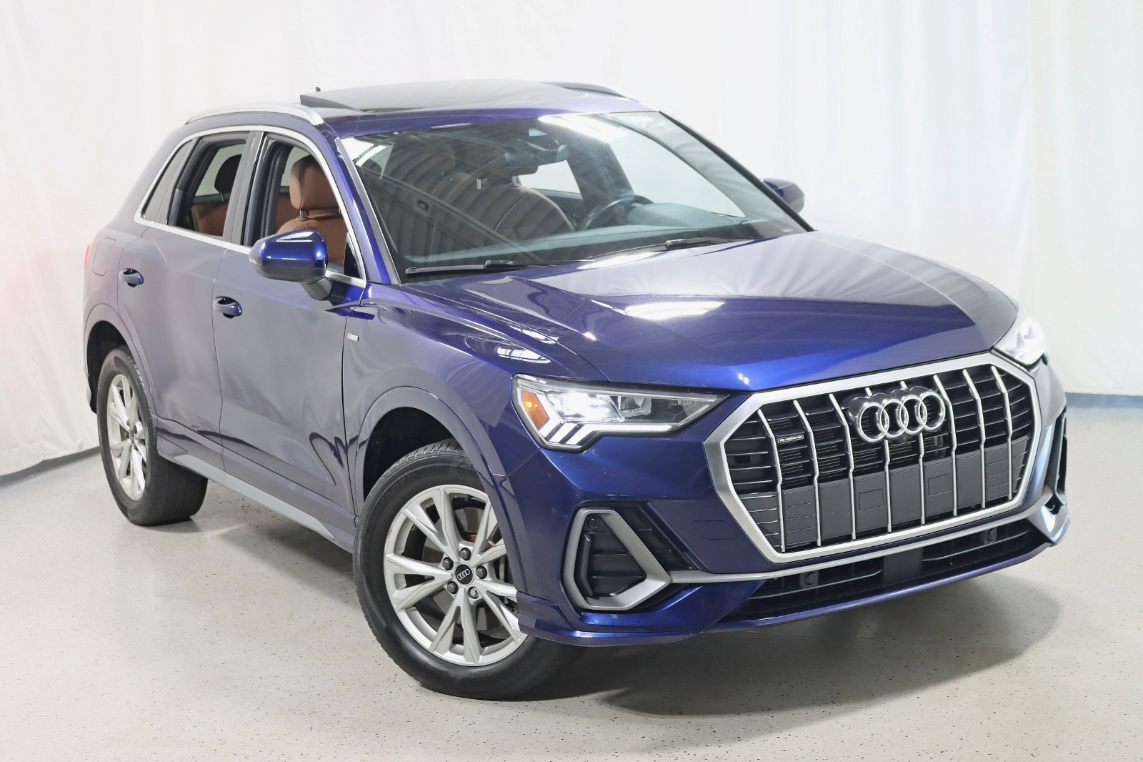2024 AUDI Q3 - Image 6