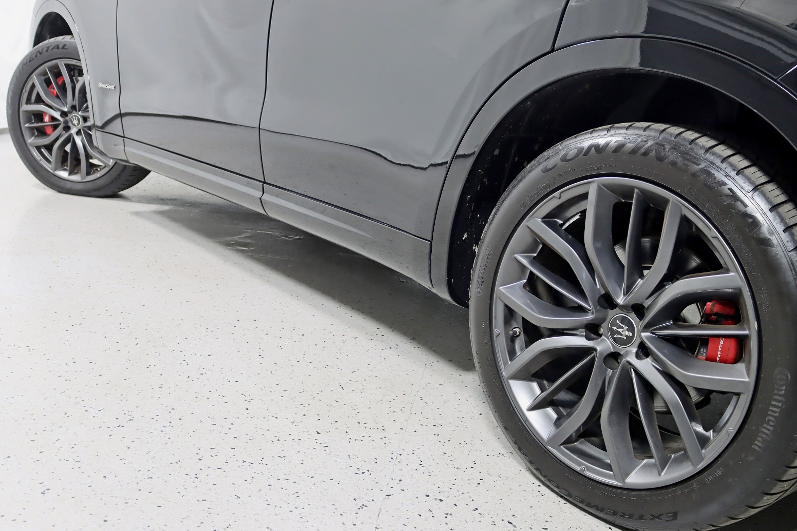 2021 MASERATI LEVANTE - Image 12