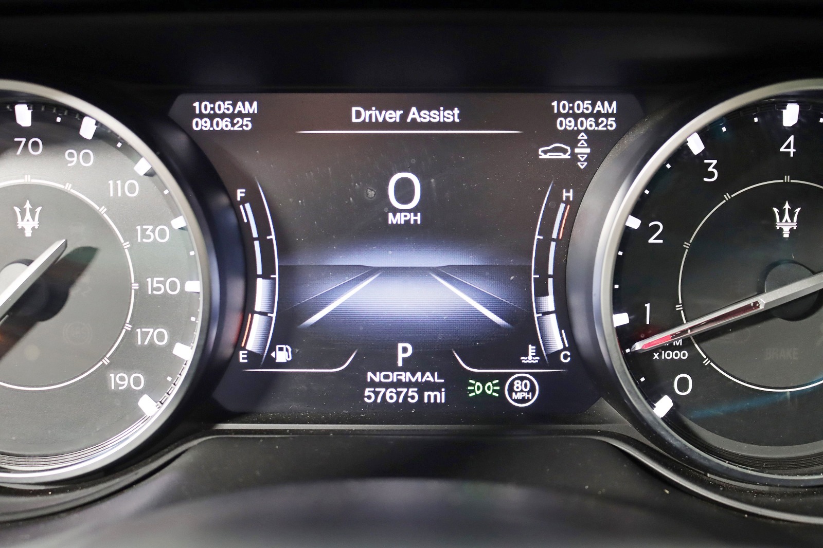 2021 MASERATI LEVANTE - Image 16