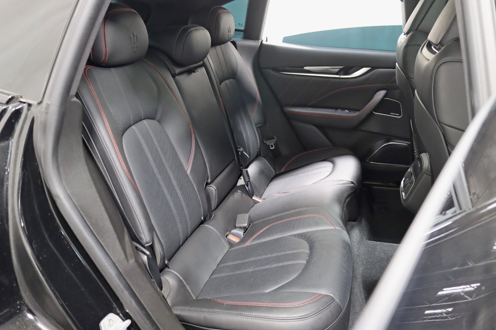 2021 MASERATI LEVANTE - Image 27