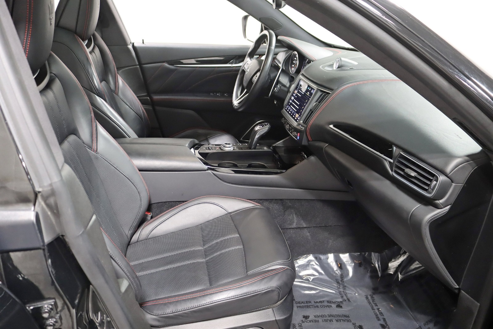 2021 MASERATI LEVANTE - Image 29