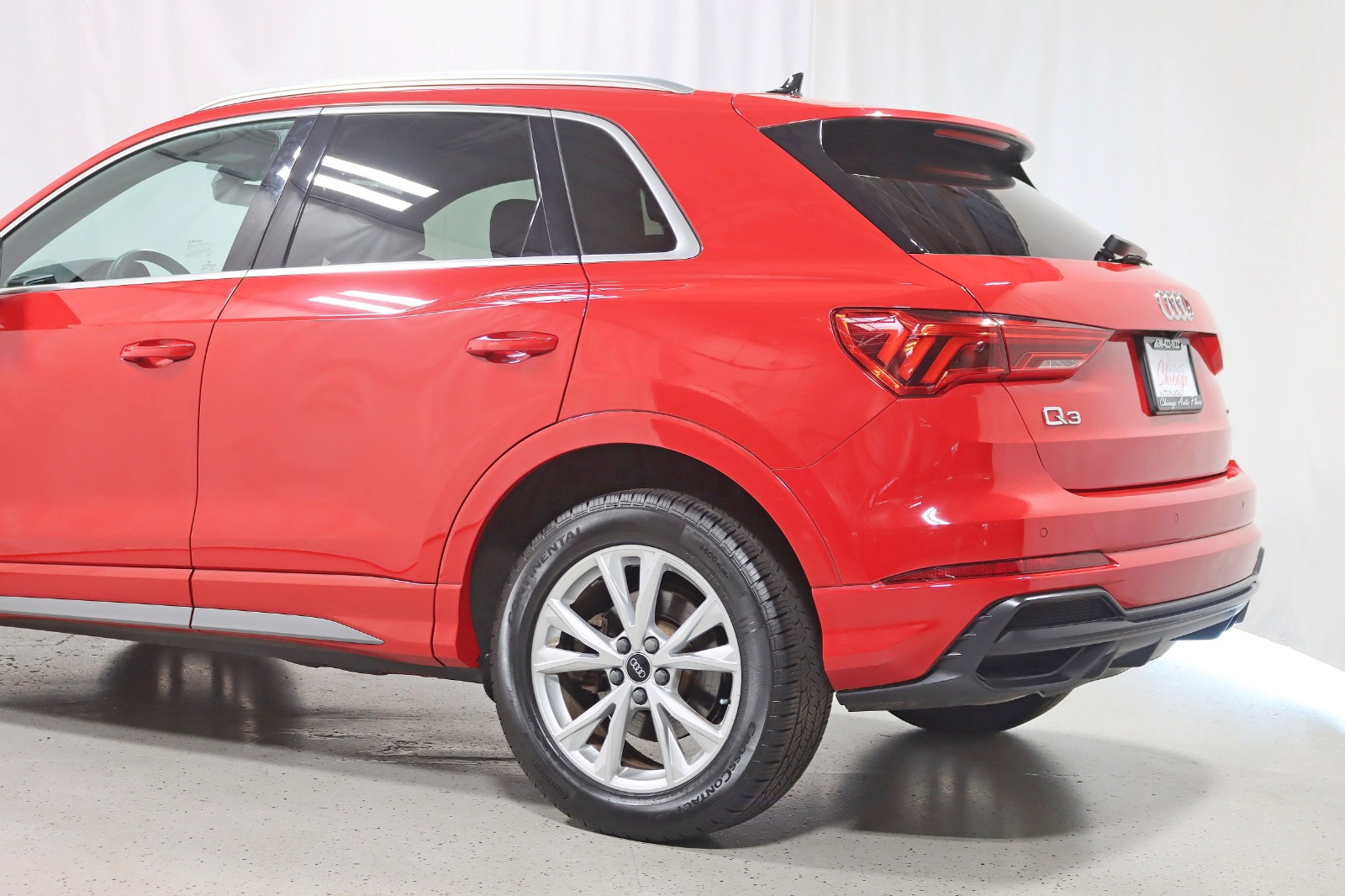 2022 AUDI Q3 - Image 11