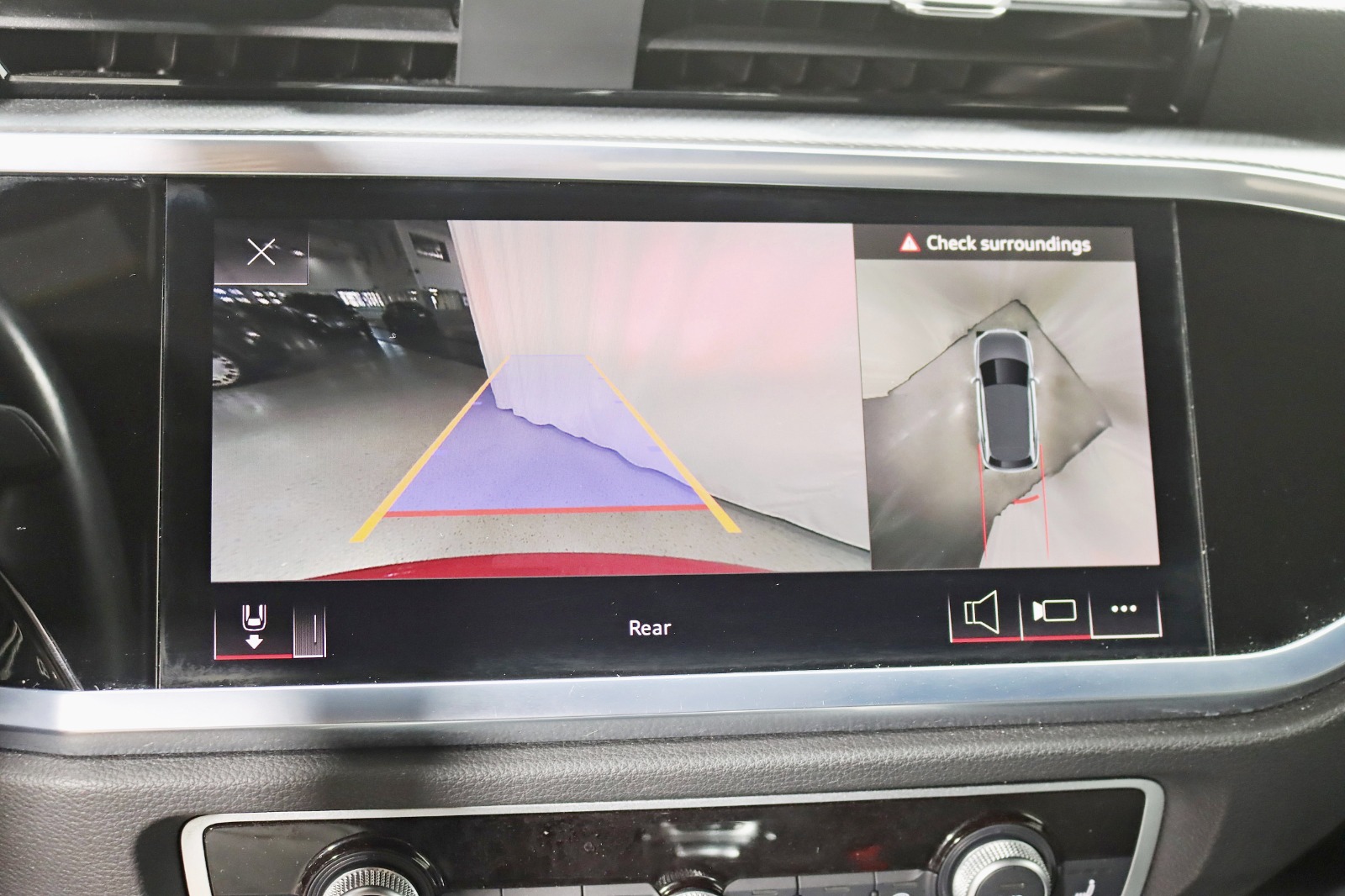 2022 AUDI Q3 - Image 20