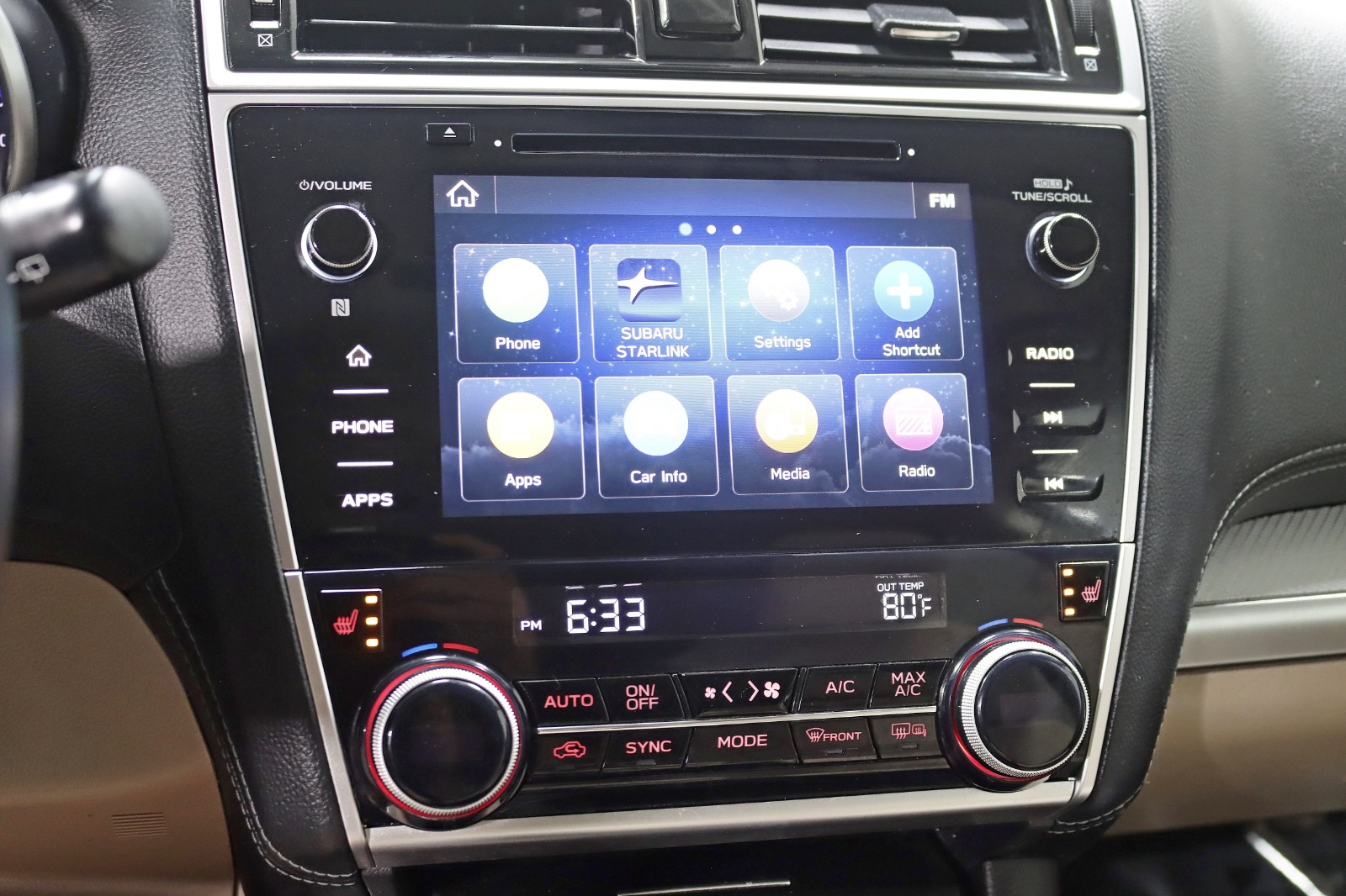 2019 SUBARU OUTBACK - Image 19