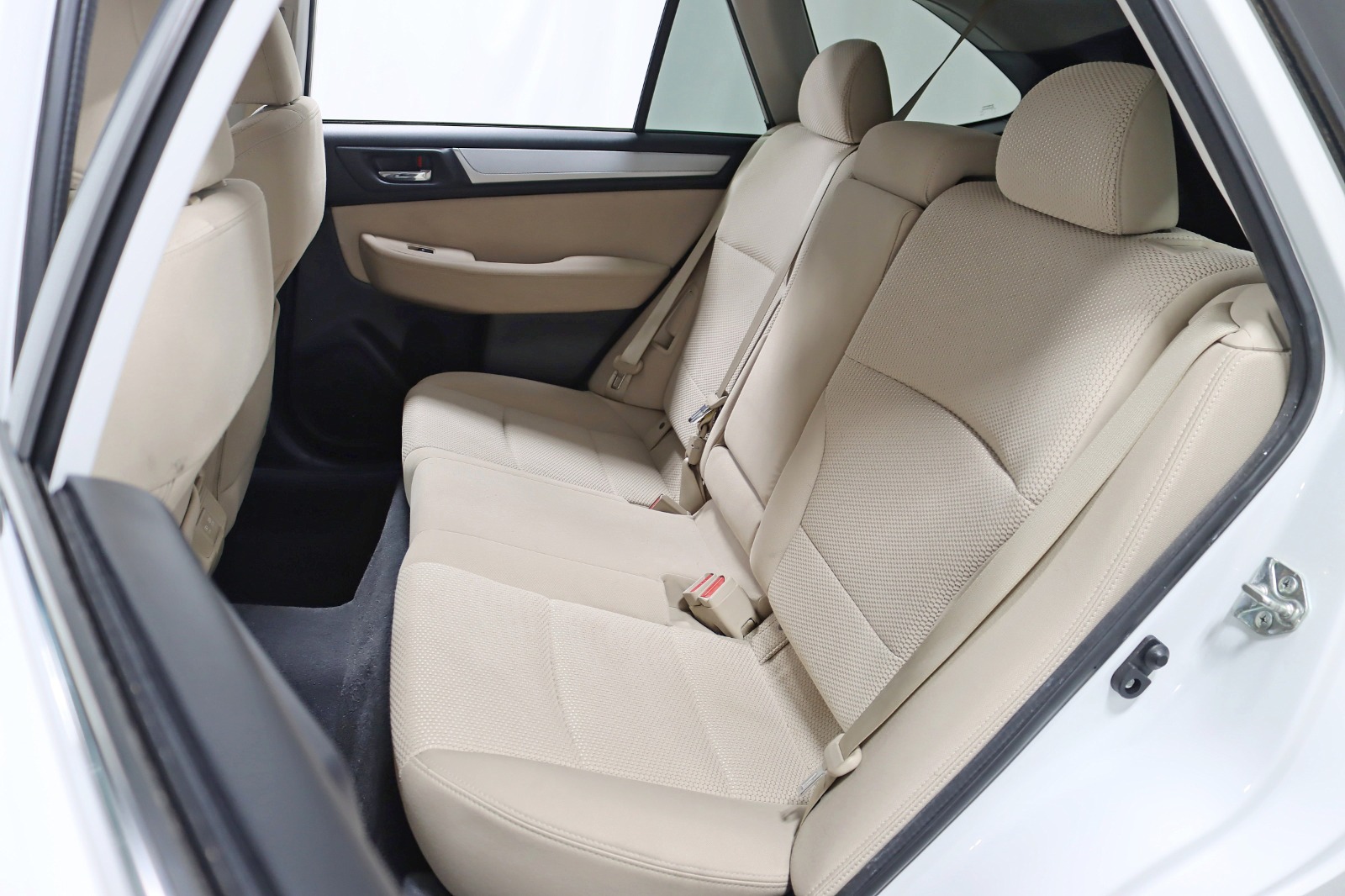 2019 SUBARU OUTBACK - Image 27