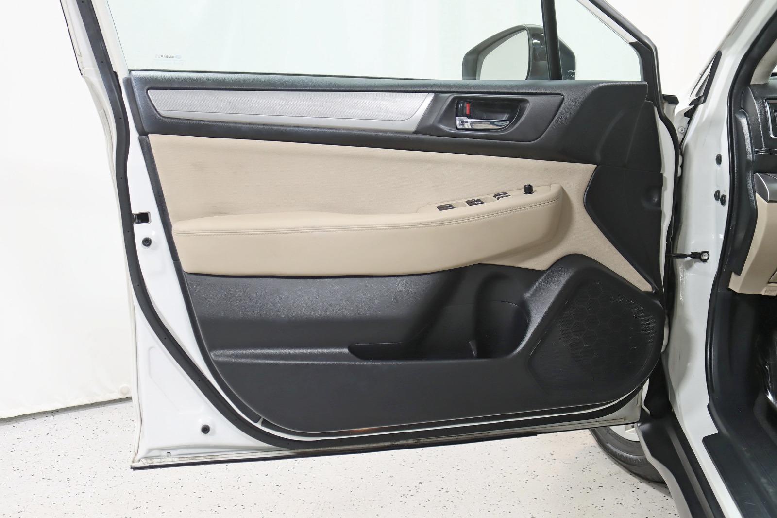 2019 SUBARU OUTBACK - Image 30