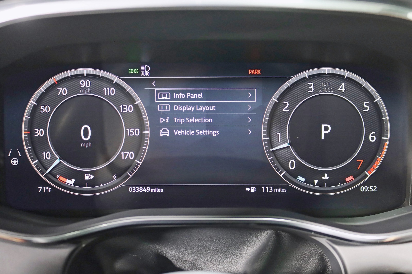 2024 JAGUAR F-PACE - Image 17